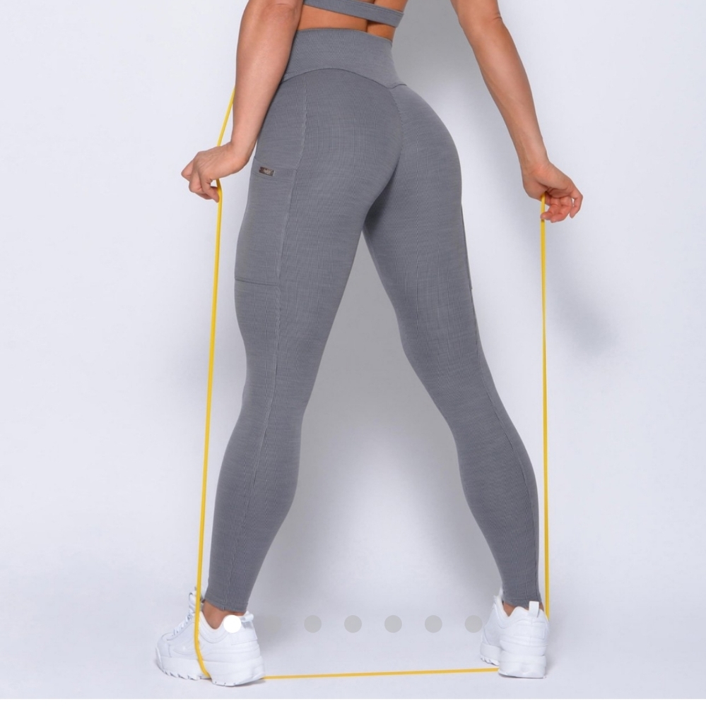 BNWT Bombshell Sportswear